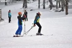 Primer día de nieve en Santa Inés.