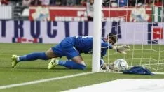 Foto 8 -  El Numancia termina su racha y pierde ante el Almer&iacute;a (2-0)
