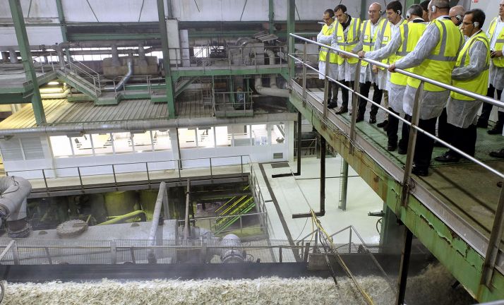 Visita oficial de la Junta a la planta remolachera de Olmedo (Valladolid). /Jta.