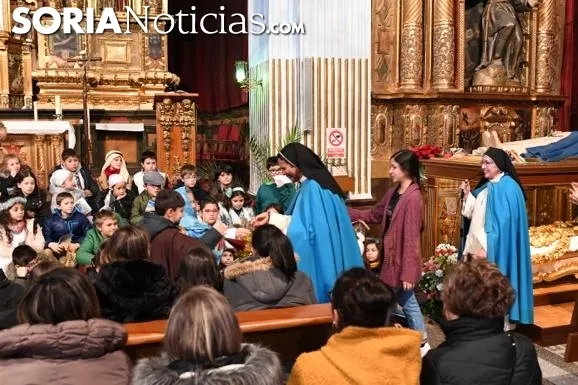 Una imagen de 'Las Posadas' en Ágreda este domingo. /Nacho Grijalbo