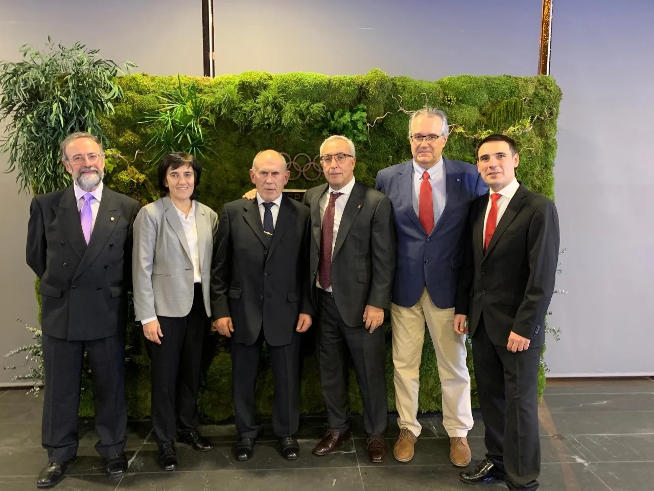 Aragonés, (2º dcha.), en la gala. 