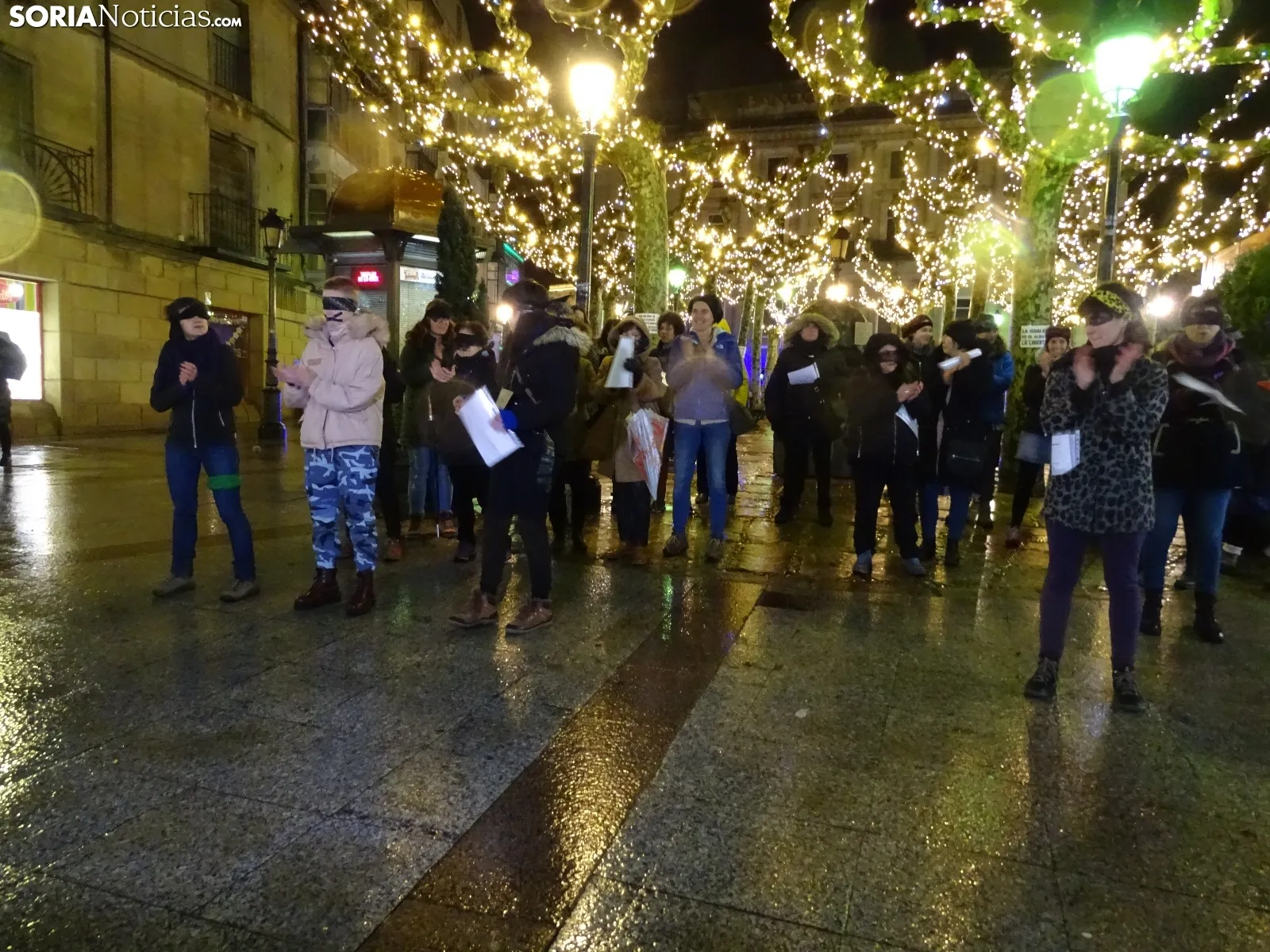 Foto 10 - Llega a Soria 'El violador eres t&uacute;'