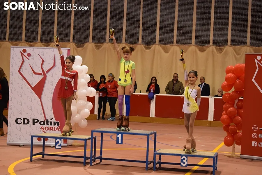 Foto 12 - Galer&iacute;a: Pat&iacute;n Soria consigue 13 trofeos en el II Trofeo Nacional de Patinaje Art&iacute;stico Ciudad de Soria