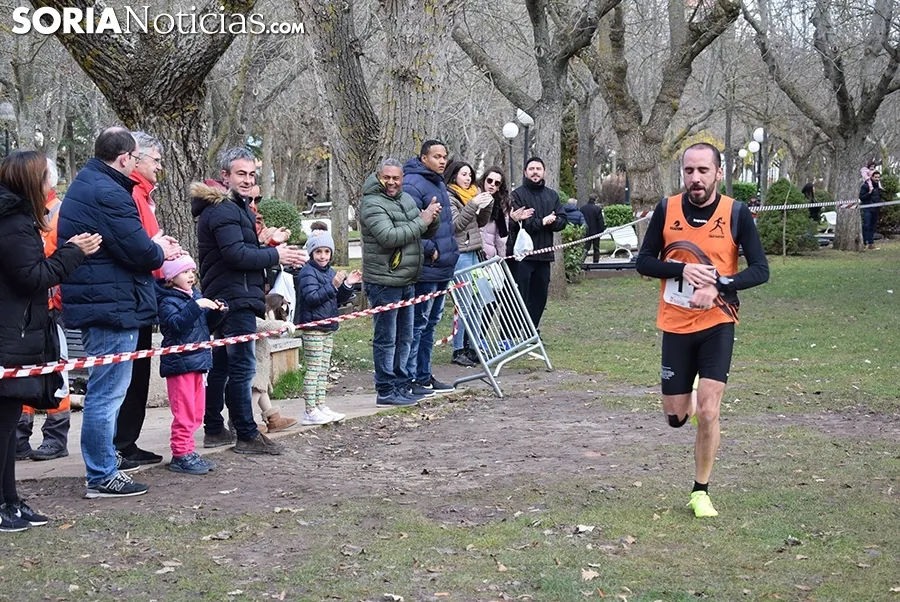 Foto 11 - Galer&iacute;a: 600 participantes en la jornada popular del Cross Alameda de Cervantes