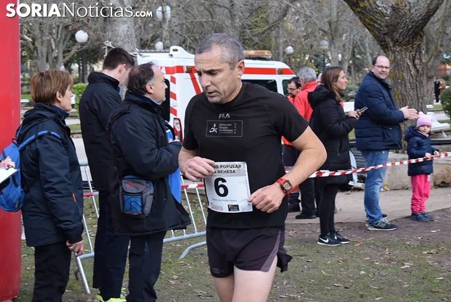 Foto 10 - Galer&iacute;a: 600 participantes en la jornada popular del Cross Alameda de Cervantes