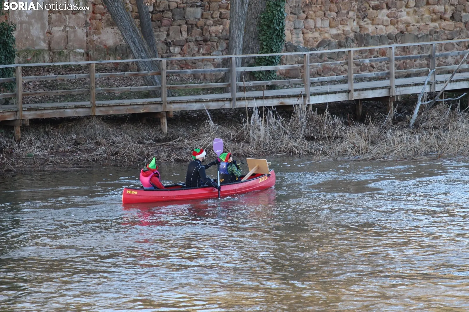Foto 14 - El pirag&uuml;ismo soriano empapa de agua la Nochebuena 