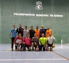Foto 2 - En Navidad, el voleibol popular vuelve a &Aacute;greda