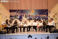 Foto 5 - Galería de imágenes: 11 grupos participan en el VI Concurso Diocesano de Villancicos