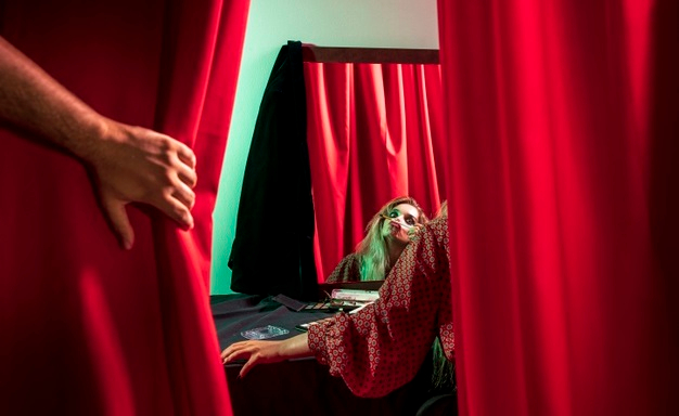 Estudiantes del Máster en ‘Pensamiento y Creación Escénica Contemporánea’ presentan en el LAVA cuatro propuestas escénicas