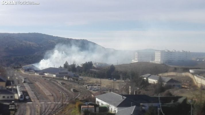 Fotos: Incendio en la estaci&oacute;n de tren de Soria
