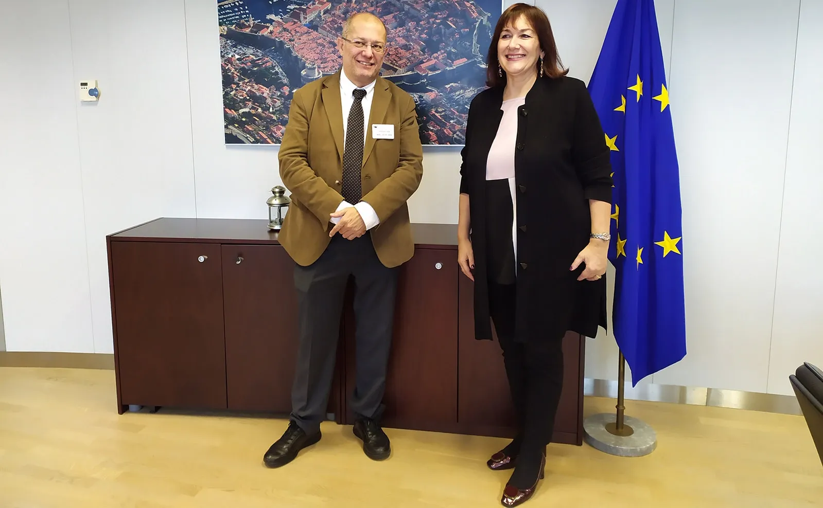 Igea, junto a la vicepresidenta Dubravka Suica. /Jta.