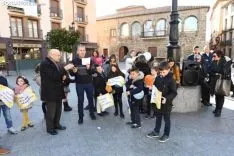 Una imagen de la jornada de este miércoles en la plaza Mayor agredeña. / I. Grijalbo