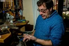 Víctor Torres,  artesano. CV