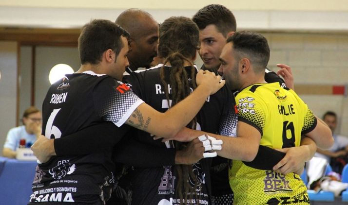 El Sporting CV continúa ganando, esta vez a Salesianos San Miguel