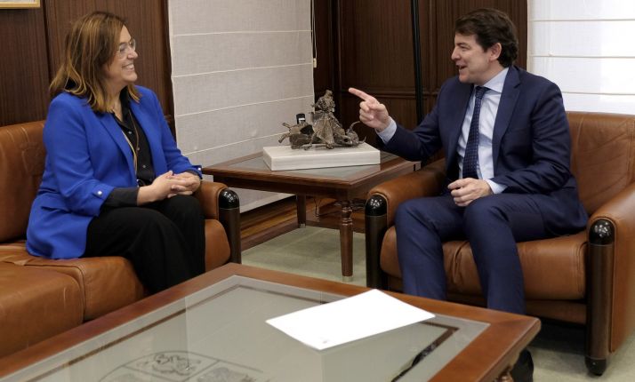 Ángeles Armisén y Alfonso Fernández Mañueco. /Jta.