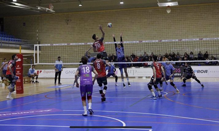 Una imagen del partido de este sábado. /RFEVB