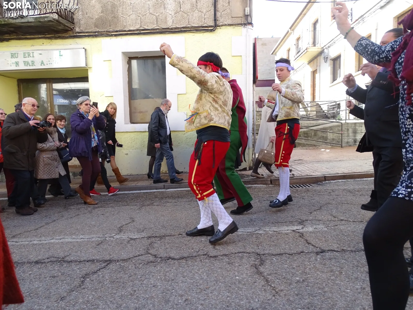 Una imagen de la festiva jornada en San Leonardo de Yagüe. /SN
