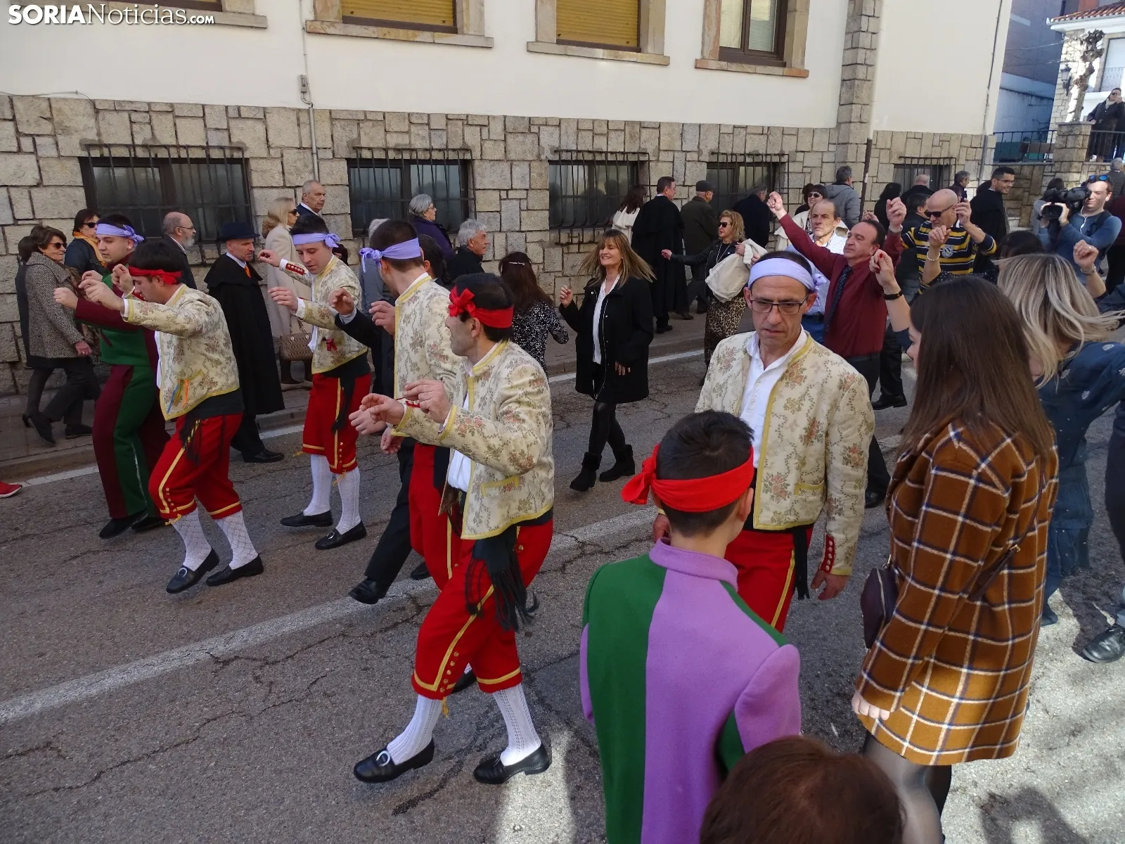 Una imagen de la festiva jornada en San Leonardo de Yagüe. /SN