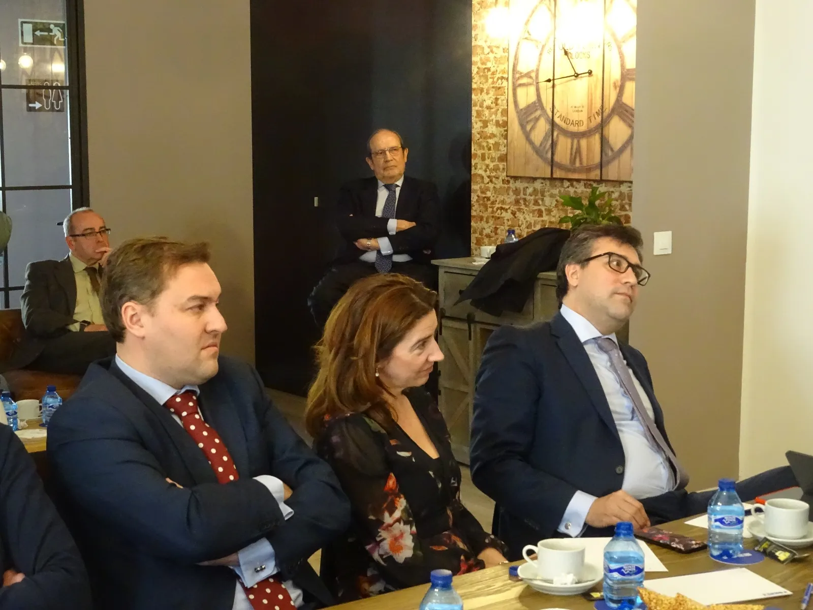 Foto 11 - Cuerva: &ldquo;Para ayudar a las PYMES no hay que perjudicar a las grandes empresas&rdquo;