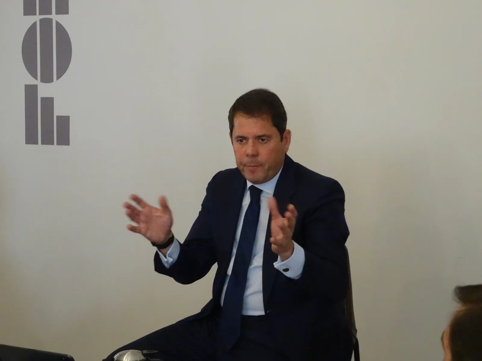 Foto 9 - Cuerva: &ldquo;Para ayudar a las PYMES no hay que perjudicar a las grandes empresas&rdquo;