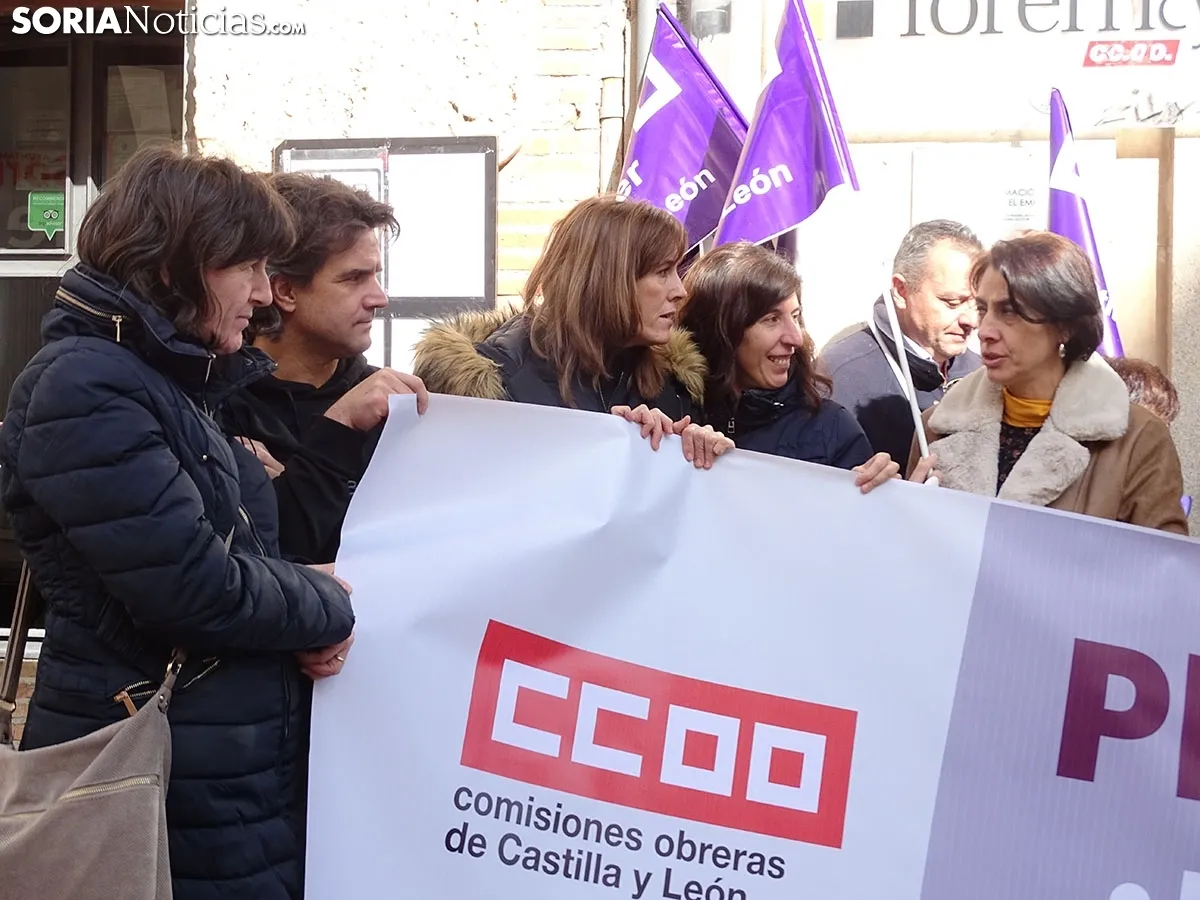 Concentración en CCOO este viernes 7 de febrero.