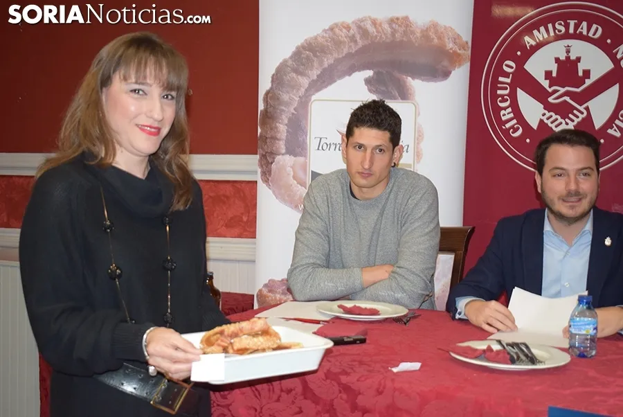 Foto 15 - Galer&iacute;a de im&aacute;genes: 'El Mejor Torrezno del Mundo 2020'. Fase de Soria celebrada en el Casino