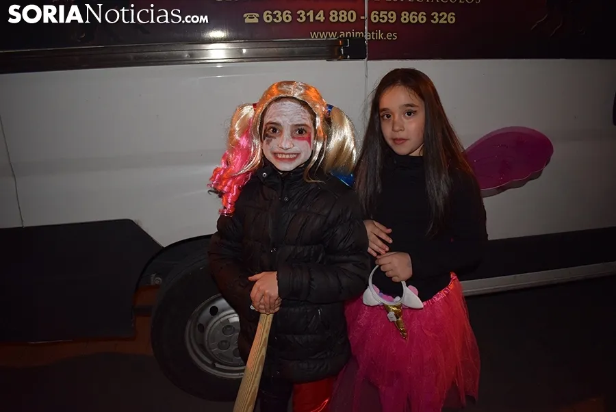 Foto 16 - Galer&iacute;a de im&aacute;genes: el desfile carnavalesco de los m&aacute;s peque&ntilde;os