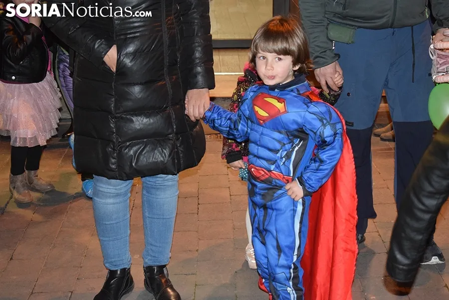 Foto 13 - Galer&iacute;a de im&aacute;genes: el desfile carnavalesco de los m&aacute;s peque&ntilde;os