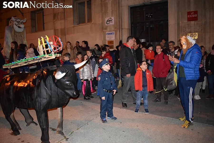 Foto 11 - Galer&iacute;a de im&aacute;genes: el desfile carnavalesco de los m&aacute;s peque&ntilde;os