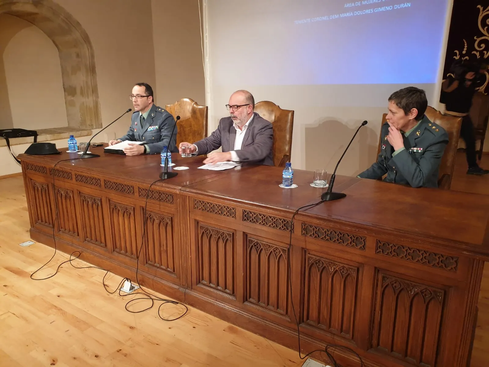 Imágenes de la presentación.
