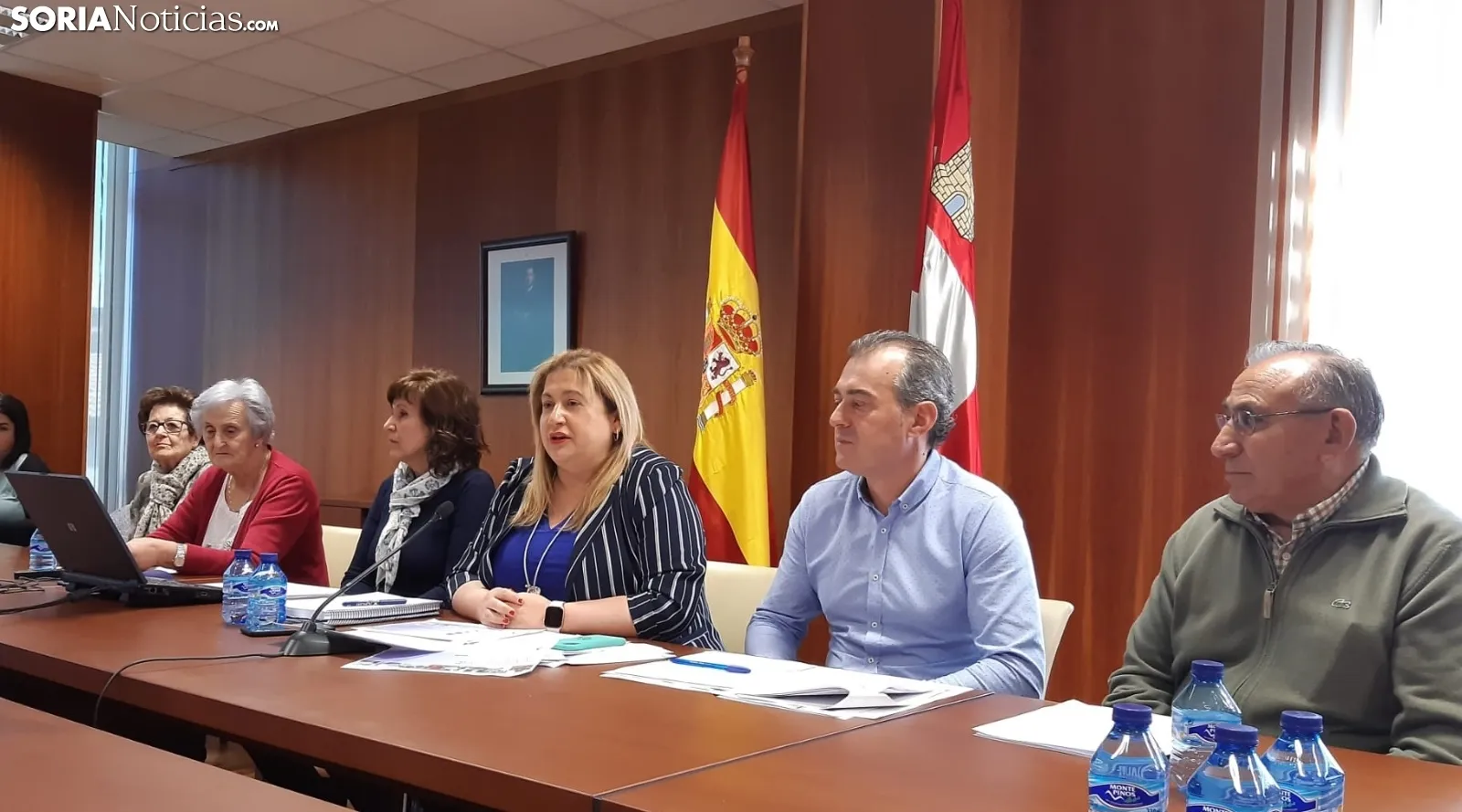 Yolanda de Gregorio encabeza la reunión con el Tercer Sector. 