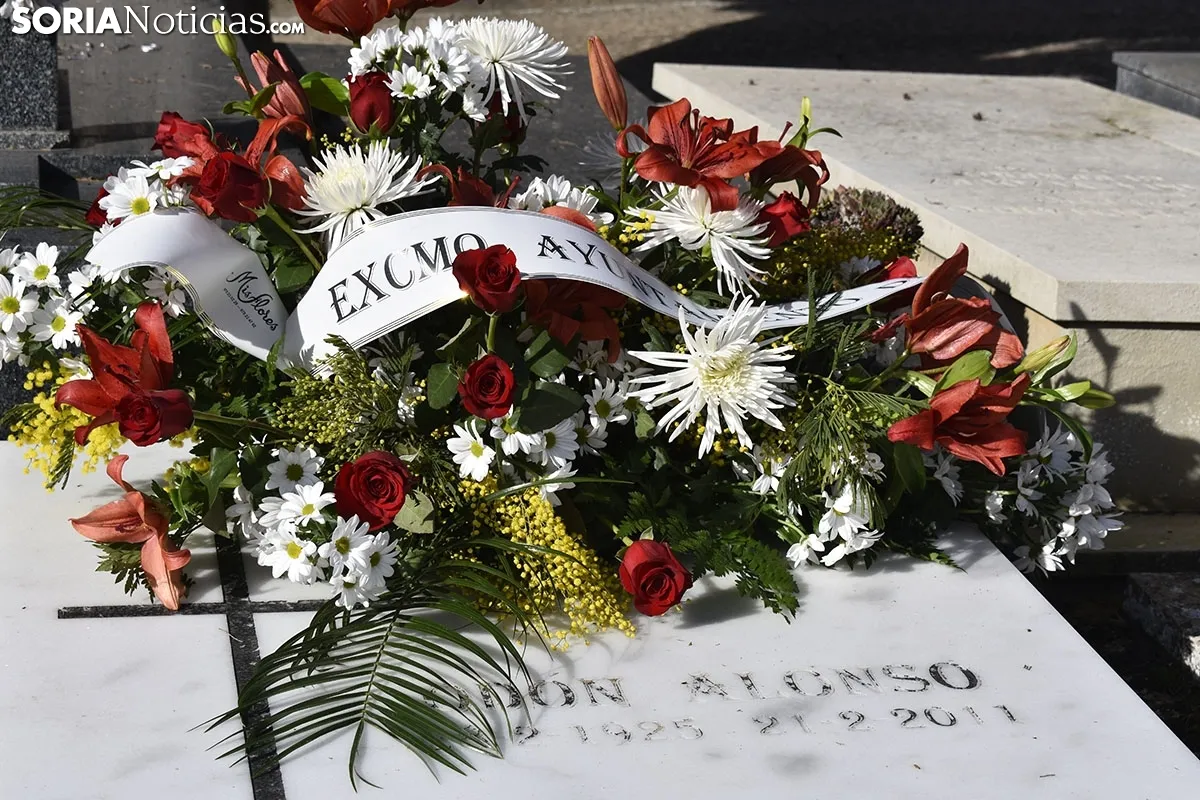 Homenaje a Machado y Odón Alonso.
