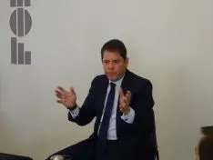 Foto 9 - Cuerva: &ldquo;Para ayudar a las PYMES no hay que perjudicar a las grandes empresas&rdquo;