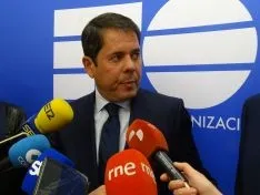 Foto 8 - Cuerva: &ldquo;Para ayudar a las PYMES no hay que perjudicar a las grandes empresas&rdquo;
