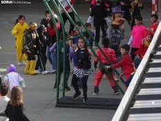 Una imagen del ambiente este viernes en el colegio. /SN