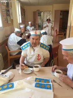Foto 4 - Fiesta marinera en los carnavales de la residencia de Fuentetoba