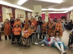 Foto 4 - Las residencias de mayores del grupo Latorre tambi&eacute;n celebraron el Jueves Lardero