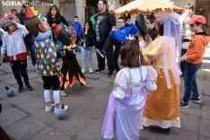Gigantes y Cabezudos por Carnaval.