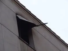 Foto 3 - Desalojados 25 vecinos por un incendio en una vivienda de la capital