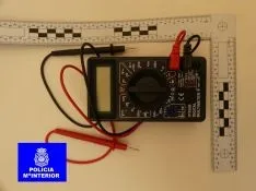 Uno de los efectos incautados. /CNP