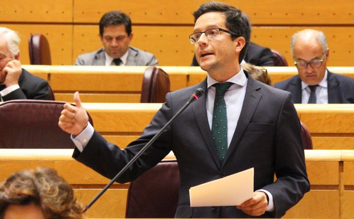 Cabezón, en su etapa como aforado en el Senado.