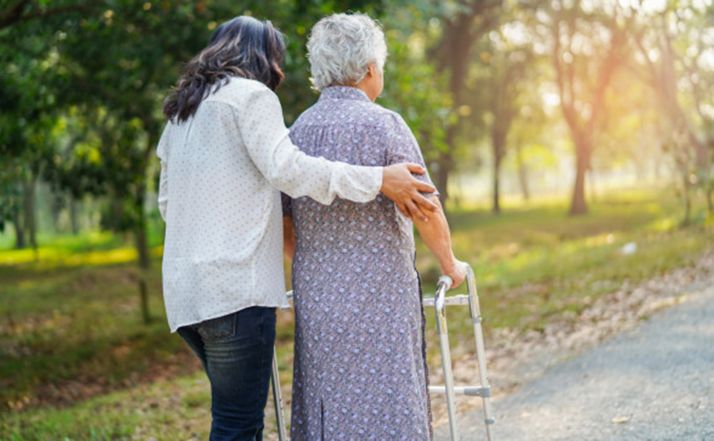 UGT anuncia movilizaciones en el sector de la dependencia