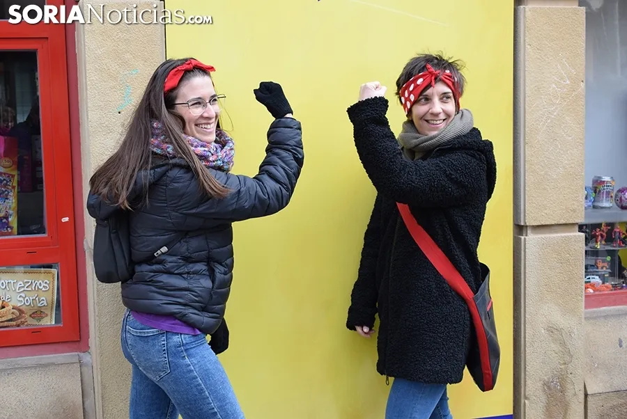 Inauguración de la plaza de Las Mujeres en Soria.