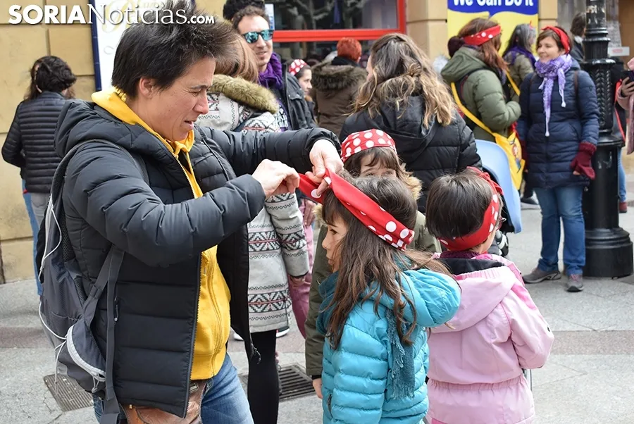 Inauguración de la plaza de Las Mujeres en Soria.