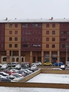 Foto 4 - Ciudadanos y sanitarios: Carteles en las ventanas contra el Coronavirus en Soria