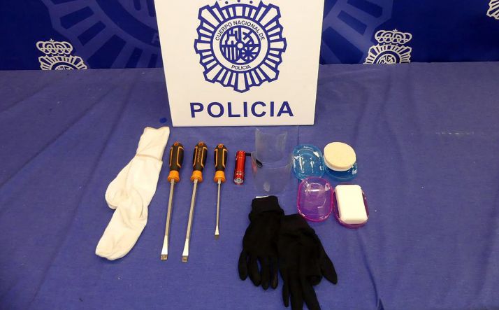 Imagen de útiles y objetos incautados por el CNP. /CNP