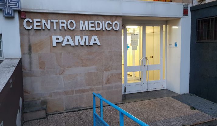 Entrada principal del centro.