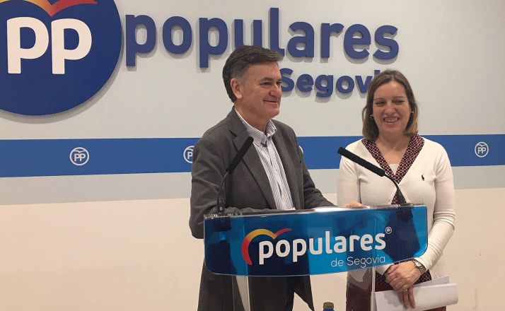 Vazquez y García en rueda informativa. 