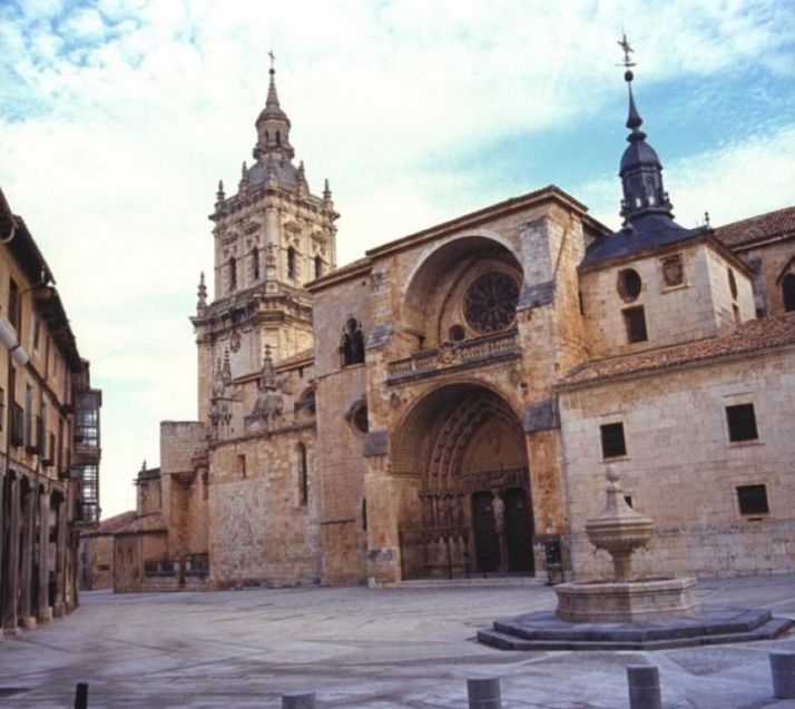 La Catedral del Burgo de Osma cierra sus puertas al turismo