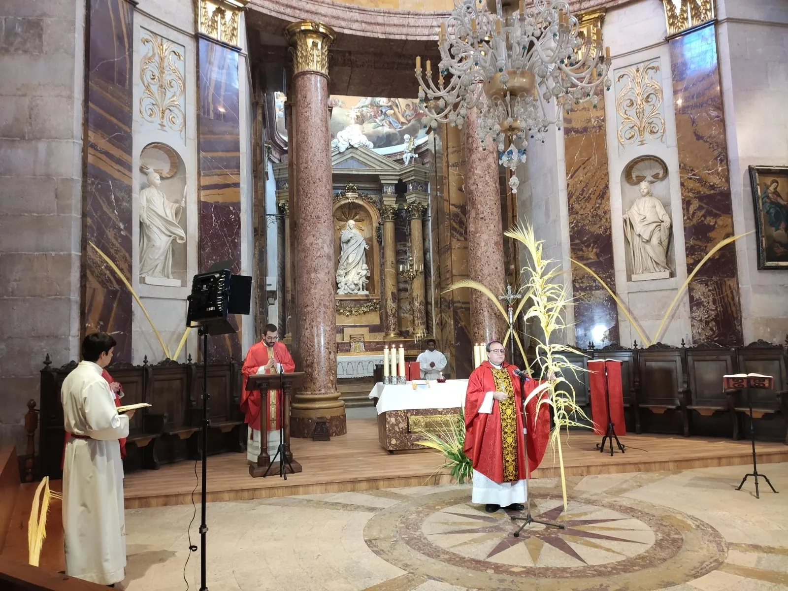 Foto 7 - Abre oficialmente, una Semana Santa "distinta" en Osma-Soria